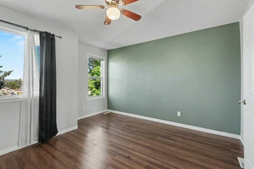8034 24 Street Se, Calgary, AB 