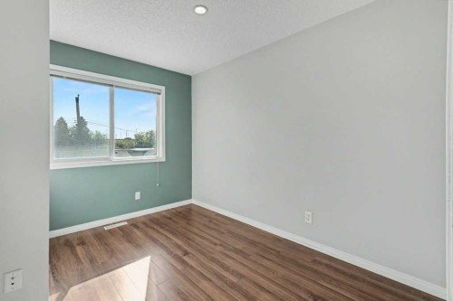 8034 24 Street Se, Calgary, AB 