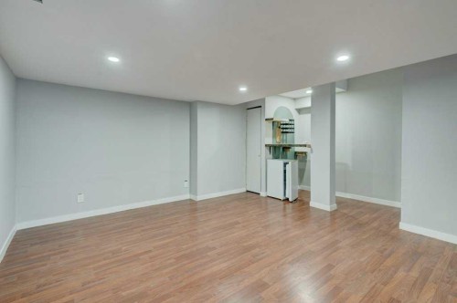 8034 24 Street Se, Calgary, AB 