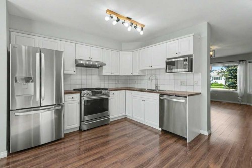 8034 24 Street Se, Calgary, AB 