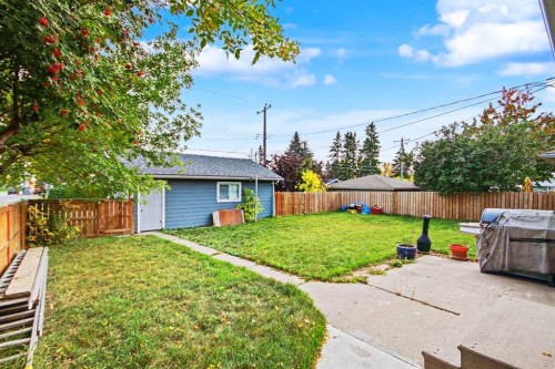 2202 35 Street Se, Calgary, AB 