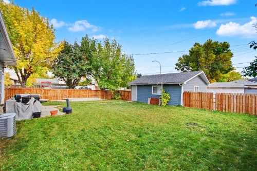 2202 35 Street Se, Calgary, AB 