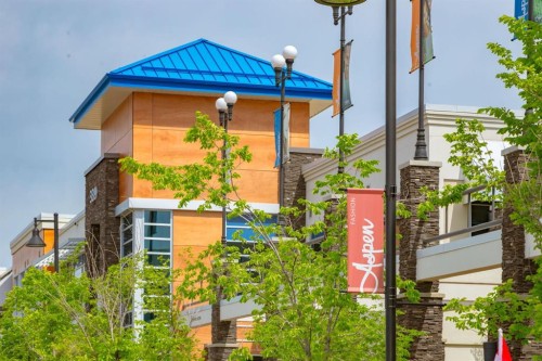 39 Aspen Meadows Heath Sw, Calgary, AB 