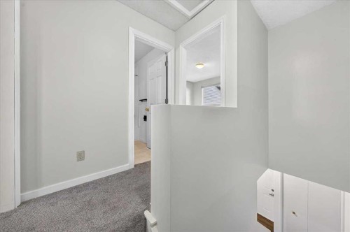 33-64 Whitnel Court Ne, Calgary, AB 