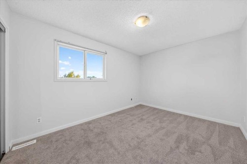 33-64 Whitnel Court Ne, Calgary, AB 