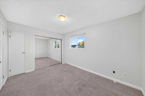 33-64 Whitnel Court Ne, Calgary, AB 