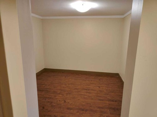 487 Northmount Drive Nw, Calgary, AB 