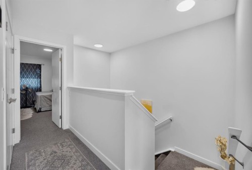 981 Mahogany Boulevard Se, Calgary, AB 