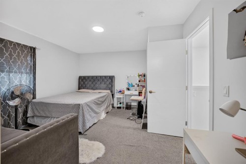 981 Mahogany Boulevard Se, Calgary, AB 