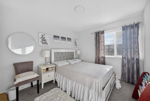 981 Mahogany Boulevard Se, Calgary, AB 