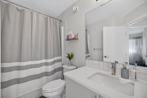 981 Mahogany Boulevard Se, Calgary, AB 