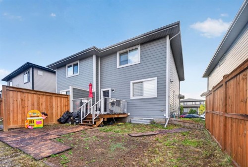 981 Mahogany Boulevard Se, Calgary, AB 