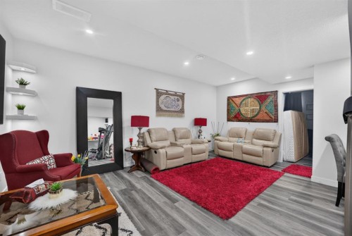 981 Mahogany Boulevard Se, Calgary, AB 