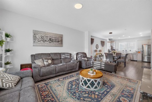 981 Mahogany Boulevard Se, Calgary, AB 