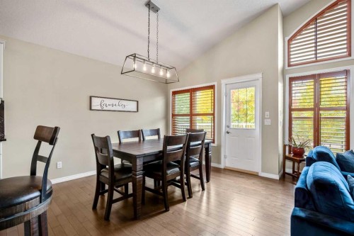 212 Westland Street, Okotoks, AB 