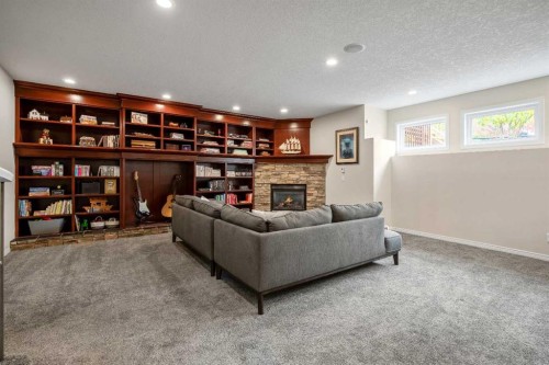 212 Westland Street, Okotoks, AB 