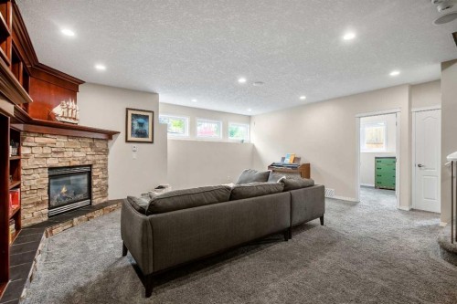 212 Westland Street, Okotoks, AB 