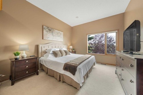 10 Eagleview Heights, Cochrane, AB 