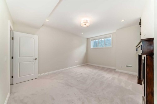 60 Hong Kong Road Sw, Calgary, AB 