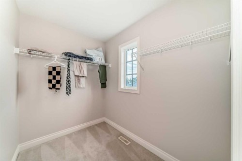 60 Hong Kong Road Sw, Calgary, AB 