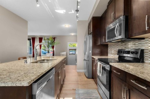 235 Mckenzie Towne Link Se, Calgary, AB 