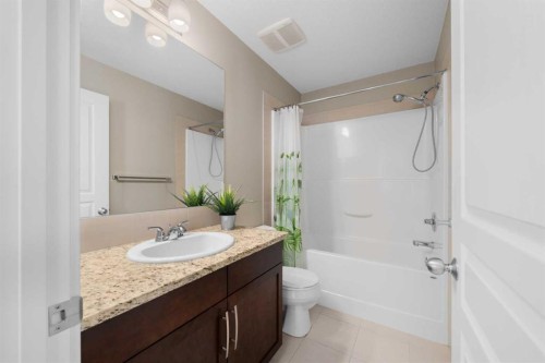 235 Mckenzie Towne Link Se, Calgary, AB 