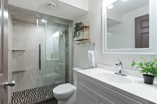 161 Prestwick Close Se, Calgary, AB 
