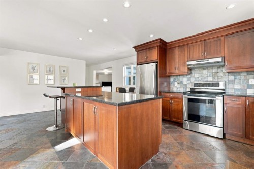 5432 Bannerman Drive Nw, Calgary, AB 