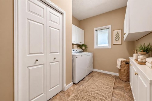 319 Cimarron Bay, Okotoks, AB 