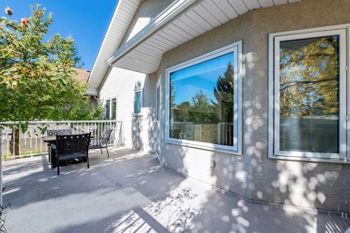 319 Cimarron Bay, Okotoks, AB 