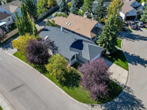 319 Cimarron Bay, Okotoks, AB 