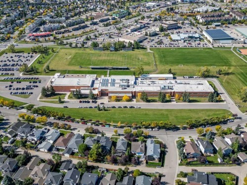 319 Cimarron Bay, Okotoks, AB 