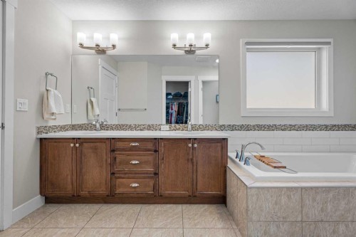 25 Cimarron Springs Court, Okotoks, AB 