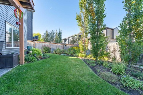 25 Cimarron Springs Court, Okotoks, AB 