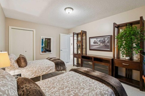 286 Palisbriar Park Sw, Calgary, AB 