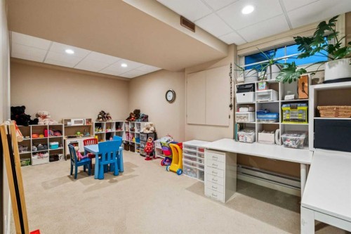 286 Palisbriar Park Sw, Calgary, AB 