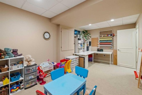 286 Palisbriar Park Sw, Calgary, AB 