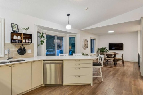 286 Palisbriar Park Sw, Calgary, AB 
