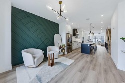 7341 37 Avenue NW Calgary, AB T3B 1W7