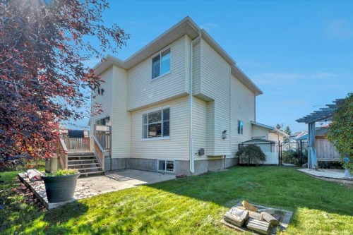 4 Aspen Landing, Strathmore, AB 
