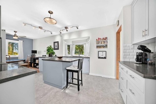 6003 Thornbank Drive Nw, Calgary, AB 