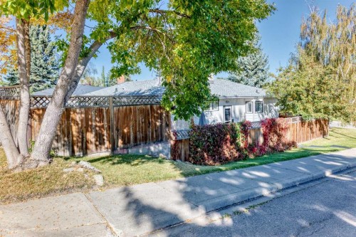 6003 Thornbank Drive Nw, Calgary, AB 