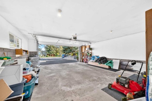 6003 Thornbank Drive Nw, Calgary, AB 