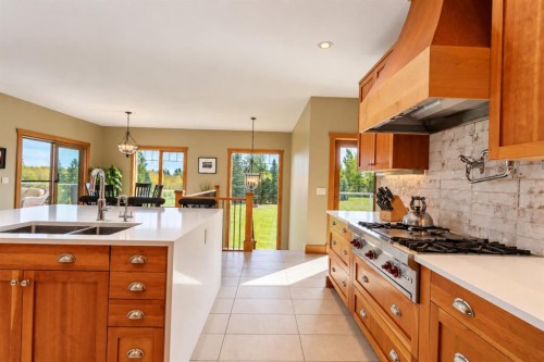 15 Gray Way, Rural Rocky View County, AB 