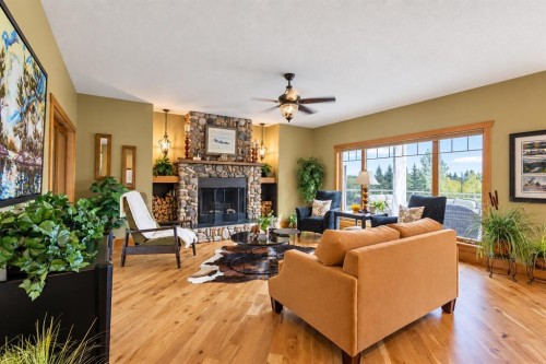 15 Gray Way, Rural Rocky View County, AB 