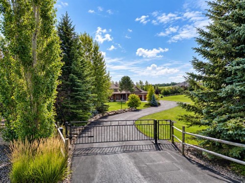 15 Gray Way, Rural Rocky View County, AB 