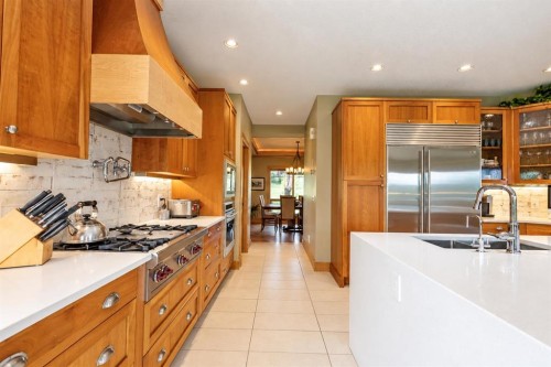 15 Gray Way, Rural Rocky View County, AB 
