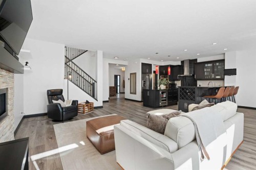 115 Evansdale Common Nw, Calgary, AB 