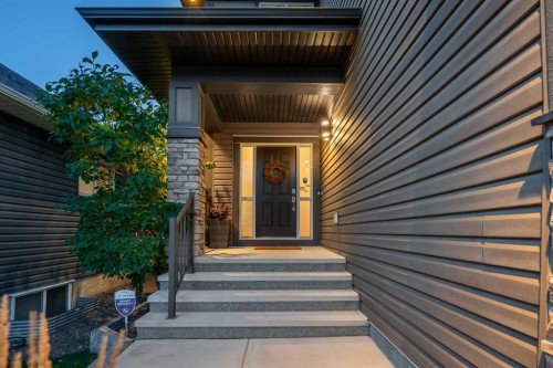 115 Evansdale Common Nw, Calgary, AB 
