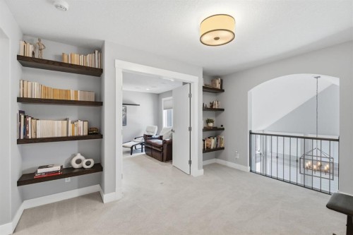 63 Masters Point Se, Calgary, AB 
